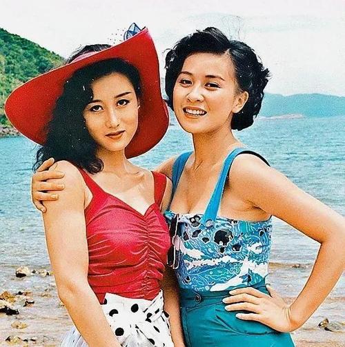 黄秋燕图片，李连杰前妻图片(李连杰的前妻黄秋燕的照片)