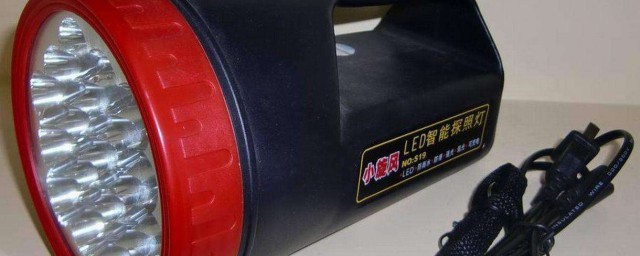 充电灯充不进电的原因(充电灯充电器充着亮就是充不进电)