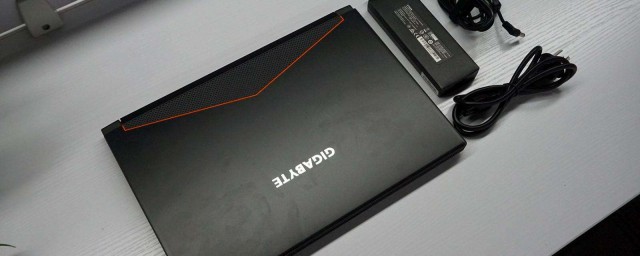 技嘉newaero15笔记本优点和缺点(技嘉笔记本aero15评测30系)