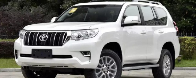 2100款普拉多车身长宽高(丰田普拉多车身长度是多少)