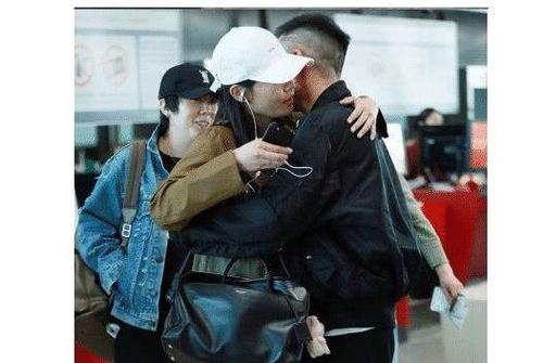 白百何疑似新恋情 元宇