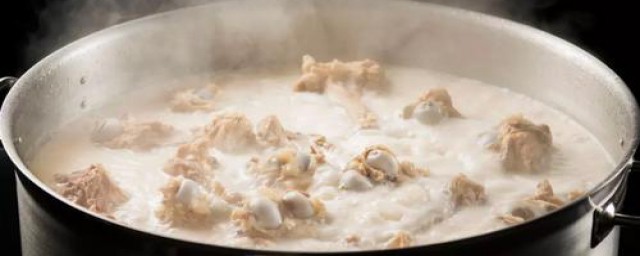 浓缩骨汤做法简述(浓缩骨汤的加工及制作原理)