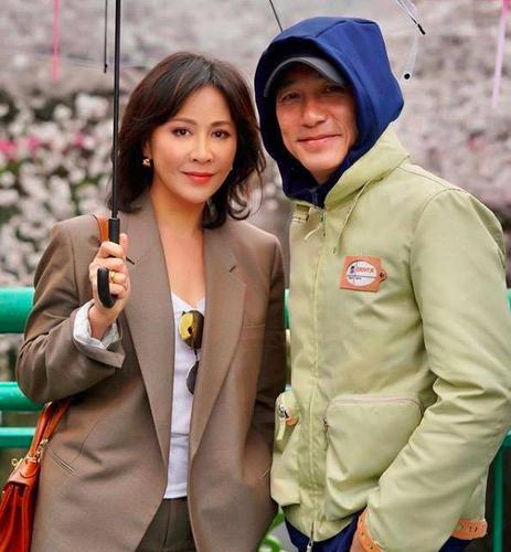 梁朝伟图片，梁朝伟年轻的时候有多(梁朝伟图片 年轻)