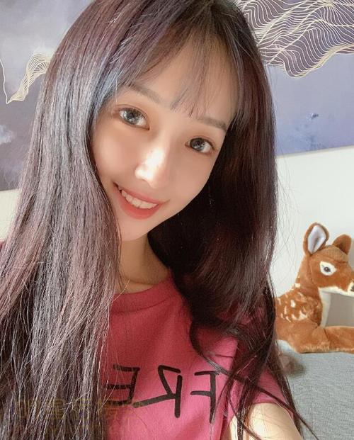 秦牛正威和吴亦凡到底怎么回事，吴(秦牛正威回应吴亦凡)