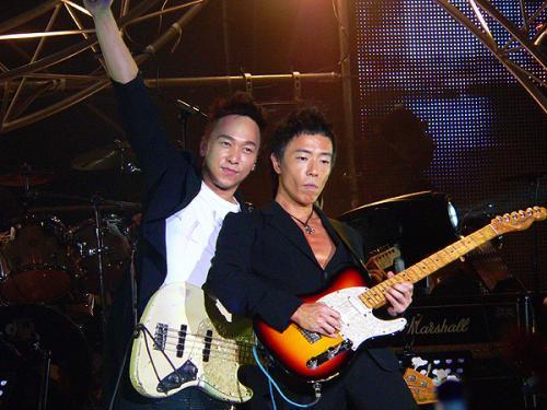 黄贯中和黄家驹是什么关系,周星驰(黄贯中与黄家驹的关系) 黄贯中和黄家驹是什么关系,周星驰(黄贯中与黄家驹的关系)