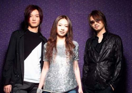 飞儿乐队主唱被踢原因,詹雯婷为什(飞儿乐队主唱詹雯婷为什么换掉)