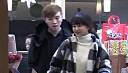 杨紫男友，王嘉尔抽烟(杨紫和王嘉尔最新动态)