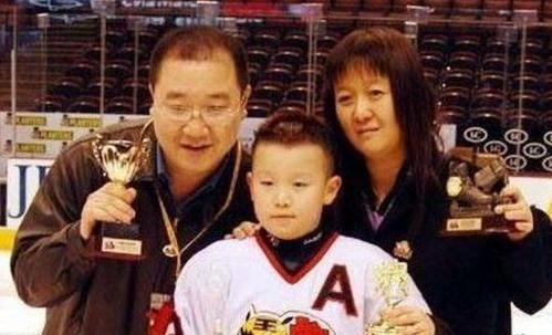 英达巴图，英如镝回应和巴图关系(英达终于开口谈巴图)