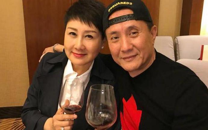 凯丽老公,张凯丽现在的丈夫(张凯丽的现任丈夫)