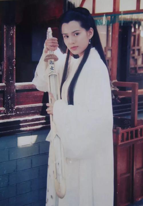 李若彤复出,李若彤现状(现在的李若彤怎么样了) 李若彤复出,李若彤现状(现在的李若彤怎么样了)