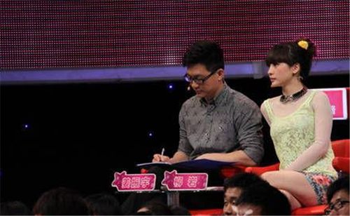 姜振宇老婆，乐嘉现状(姜振宇老婆个人资料)