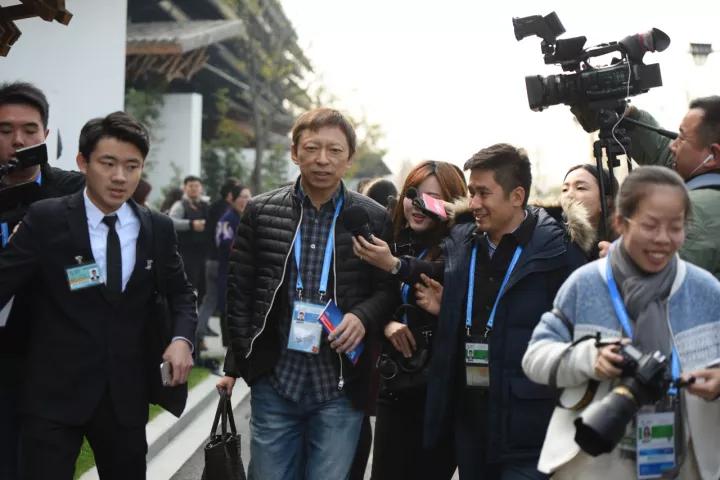 张朝阳结婚了吗,张朝阳的物理水平(张朝阳 物理学家)