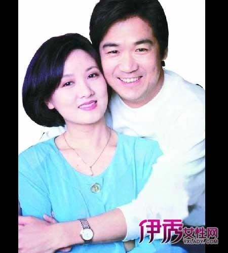 张默的母亲是谁，张默是张国立跟谁(张国立的儿子张默怎么了)