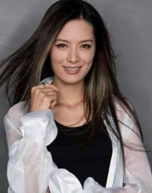 马艳丽照片，侠客红尘马艳丽的照片