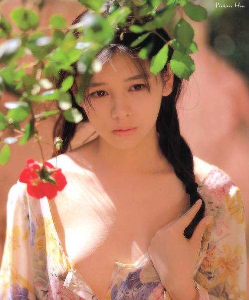 徐若u早期图片，徐以若照片(徐若晗与徐若宣)