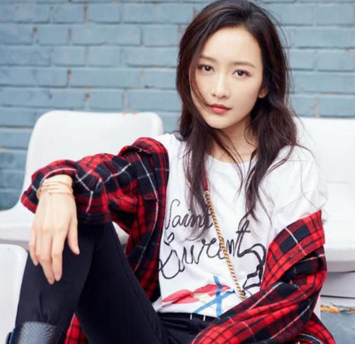 王鸥年龄,明星年龄几乎都是假的(王鸥个人年龄身高) 王鸥年龄,明星年龄几乎都是假的(王鸥个人年龄身高)