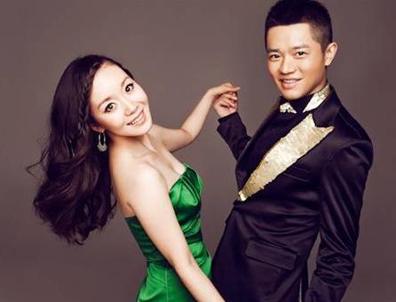 曾毅老婆李娜资料，首席医官曾毅和(李娜为什么和曾毅结婚)