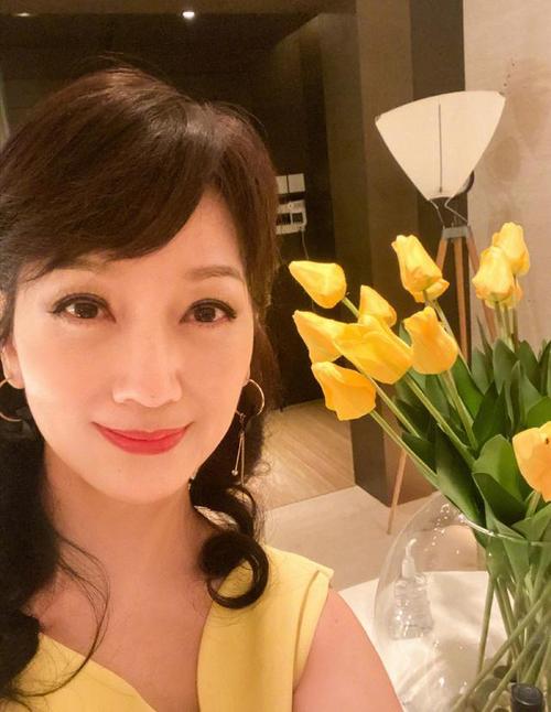 赵雅芝资料,赵雅芝53年还是54(赵雅芝哪年出生)