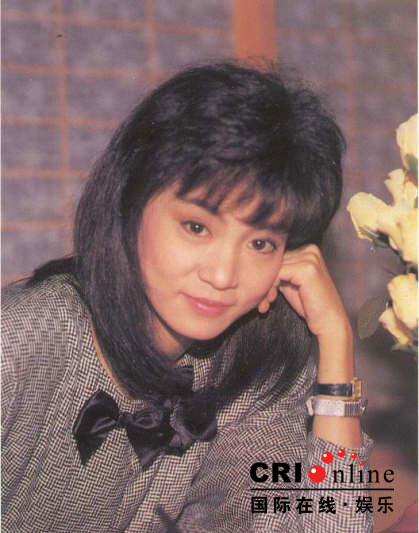 归亚蕾双眼皮是割的吗 归亚蕾双眼皮是割的吗