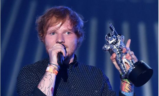 艾德希兰是盲人吗 艾德希兰是盲人吗