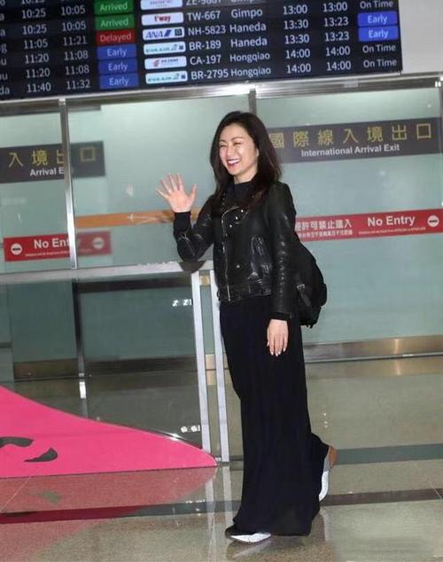 酒井法子照片 元宇宙b 酒井法子照片 元宇宙b