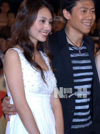 袁泉和夏雨，井柏然何炅(夏雨袁泉访谈节目)