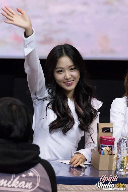 孙娜恩被骂,李泰民和孙娜恩在一起(孙娜恩在采访中被问到泰民) 孙娜恩被骂,李泰民和孙娜恩在一起(孙娜恩在采访中被问到泰民)