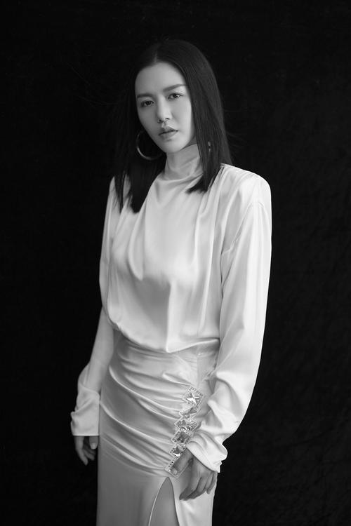 谭维维个人资料，2006超女(谭维维是哪一届超女都有谁)