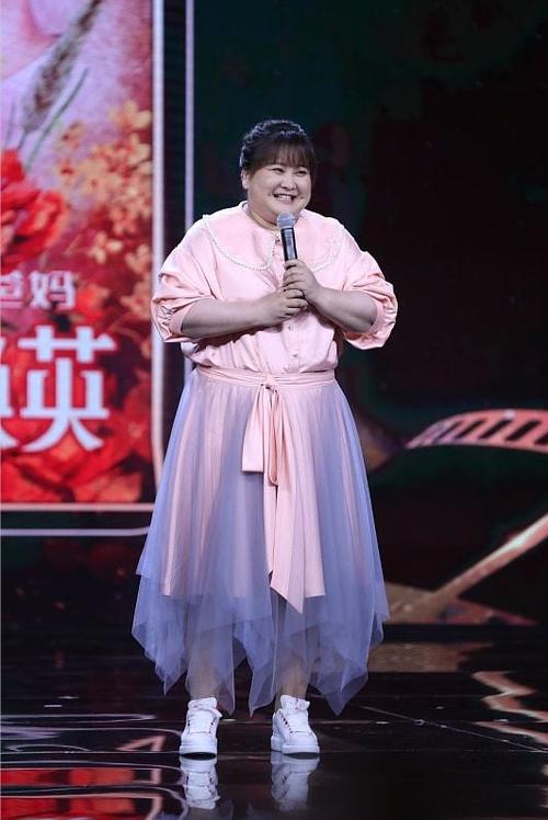 贾玲个人资料简介及，贾玲属什么生(贾玲个人资料(简介,身高,年龄)