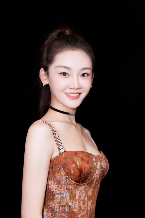 苗苗个人资料简介,郑恺分手原因(郑恺苗苗结婚原因) 苗苗个人资料简介,郑恺分手原因(郑恺苗苗结婚原因)