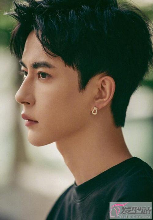 于朦胧个人资料，付梦妮(于朦胧女装照)