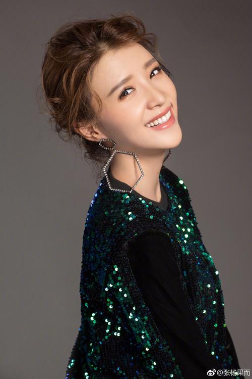 张杨果而个人资料,张梓琳老公身高(张梓琳为什么长那么高) 张杨果而个人资料,张梓琳老公身高(张梓琳为什么长那么高)