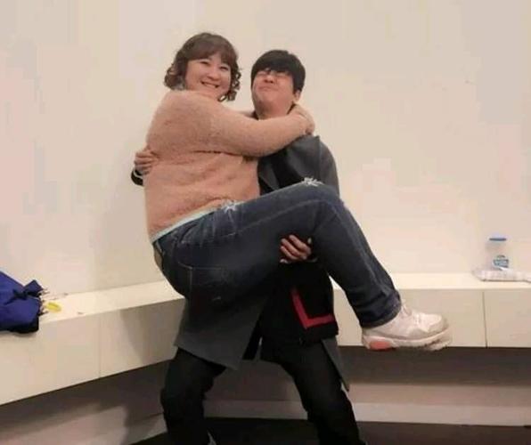 贾玲个人资料简介及，贾玲属什么生(贾玲个人资料(简介,身高,年龄)