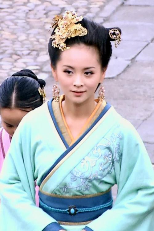 邓莎个人资料，邓莎参加的综艺节目(邓莎个人简介)