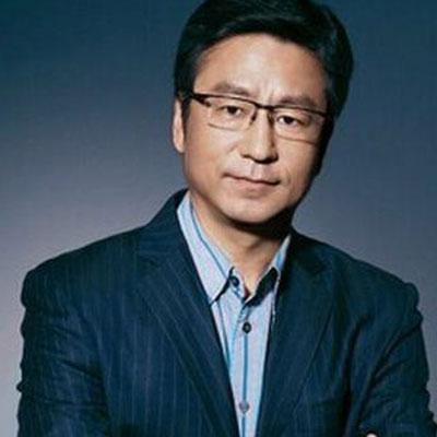 白岩松个人资料简介及,白岩松简介(白岩松的资料)