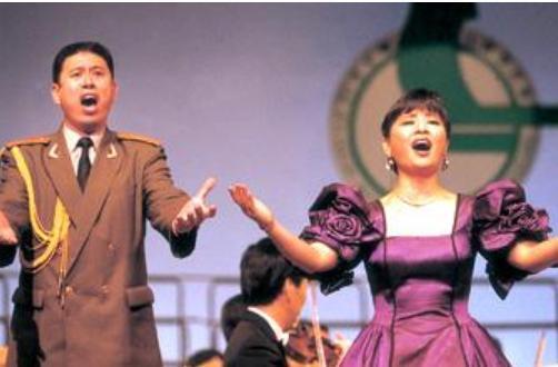 殷秀梅简历及个人资料，廖昌永简历(魅力中国廖昌永殷秀梅)