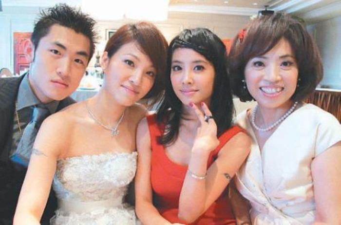 蔡依林个人资料,周杰伦为什么不承(周杰伦为什么不喜欢蔡依林)