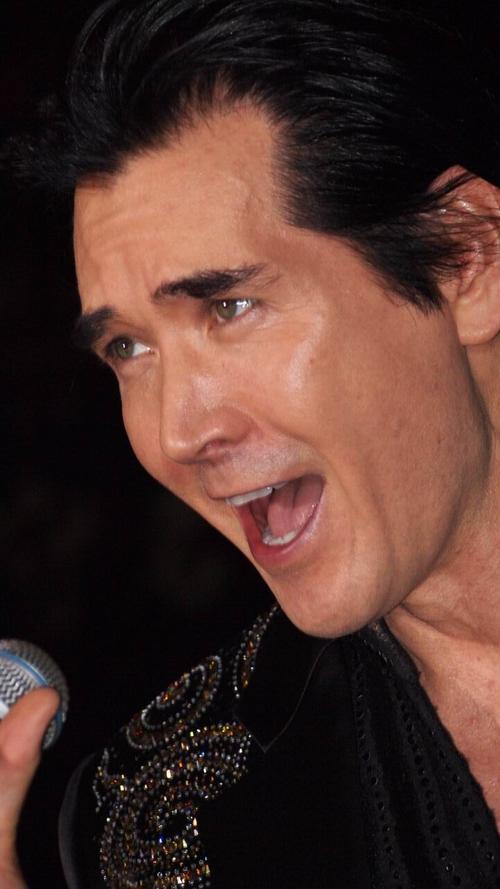 费翔资料，费翔是中国人还是美国人(费翔算是美国人还是中国人)