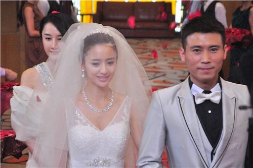 演员佟丽娅的现任老公是谁，陈思诚