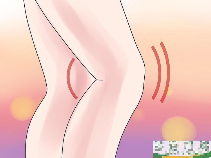 怎么判断自己的膝盖是否拉伤(膝盖拉伤的表现)