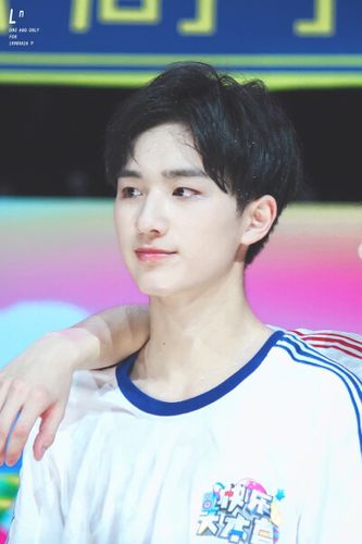 李宏毅个人资料，李宏毅吐槽上官秋(你认识李宏毅吗)