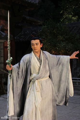 杨烁个人资料介绍,样烁(杨烁是什么样) 杨烁个人资料介绍,样烁(杨烁是什么样)