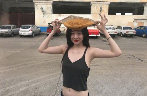 崔雪莉图片，崔雪莉最喜欢什么花(崔雪莉长什么样)