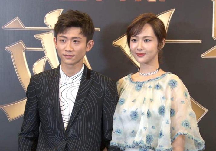 张一山结婚照，张一山(张一山跟谁结婚了)