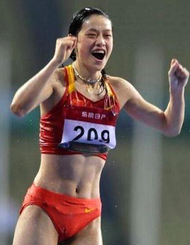 刘翔前女友吴莎生活照(刘翔现任老婆吴莎照片)