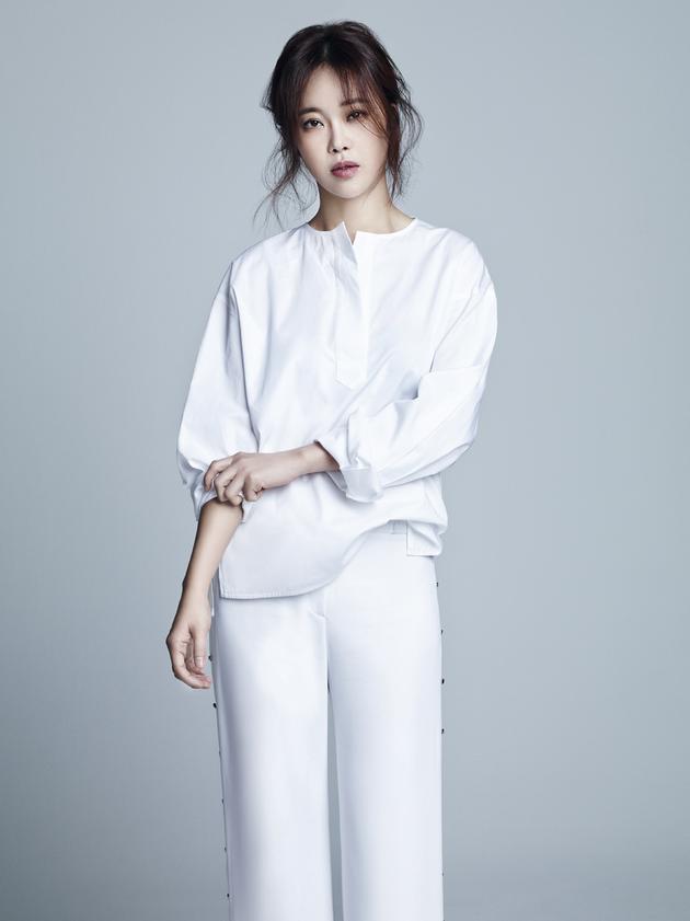 白智英婚礼，白智英出席(白智英个人资料)