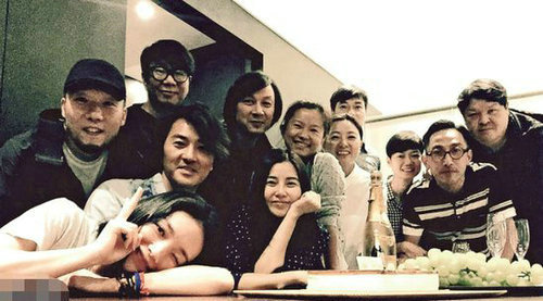 郑伊健人品怎么样？郑伊健在香港什么地位站(郑伊健的地位)