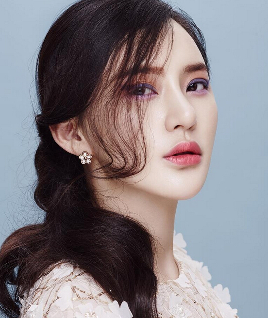 王子子胸前纹身是什么?王子子老公是谁