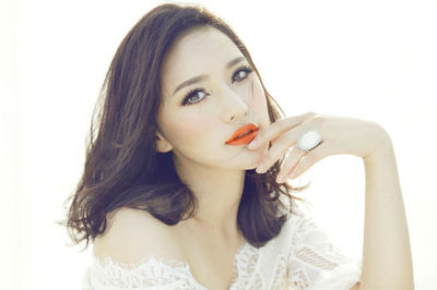 王子子胸前纹身是什么?王子子老公是谁 王子子胸前纹身是什么?王子子老公是谁