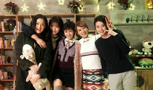 欢乐颂咖喱咖喱是谁唱的歌?欢乐颂2中都有(欢乐颂插曲咖喱咖喱原唱是谁唱的)